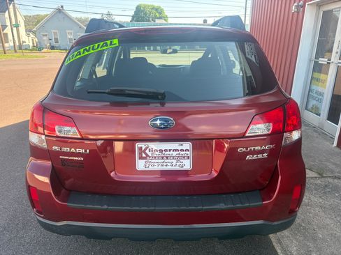 Used 2012 Subaru Outback 2.5i AWD/4WD image 6