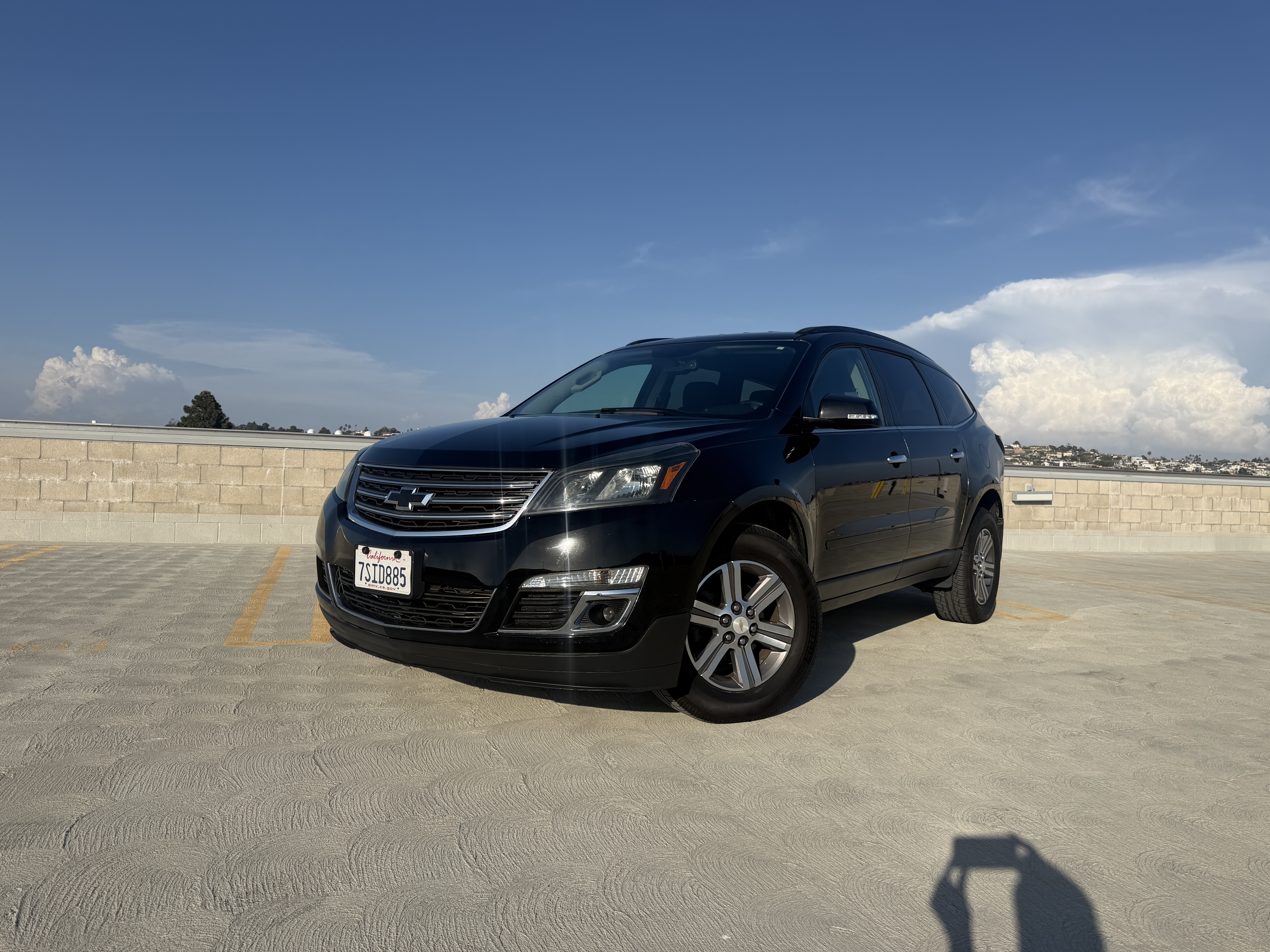 Used 2016 Chevrolet Traverse FWD LT w/ 2LT image 1