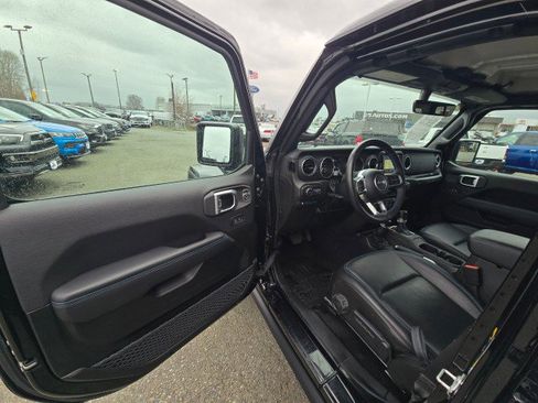 Used 2022 Jeep Wrangler Unlimited Rubicon 4xe image 23