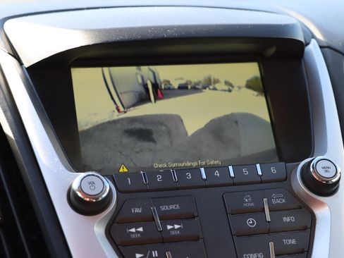 Used 2012 Chevrolet Equinox LT image 9