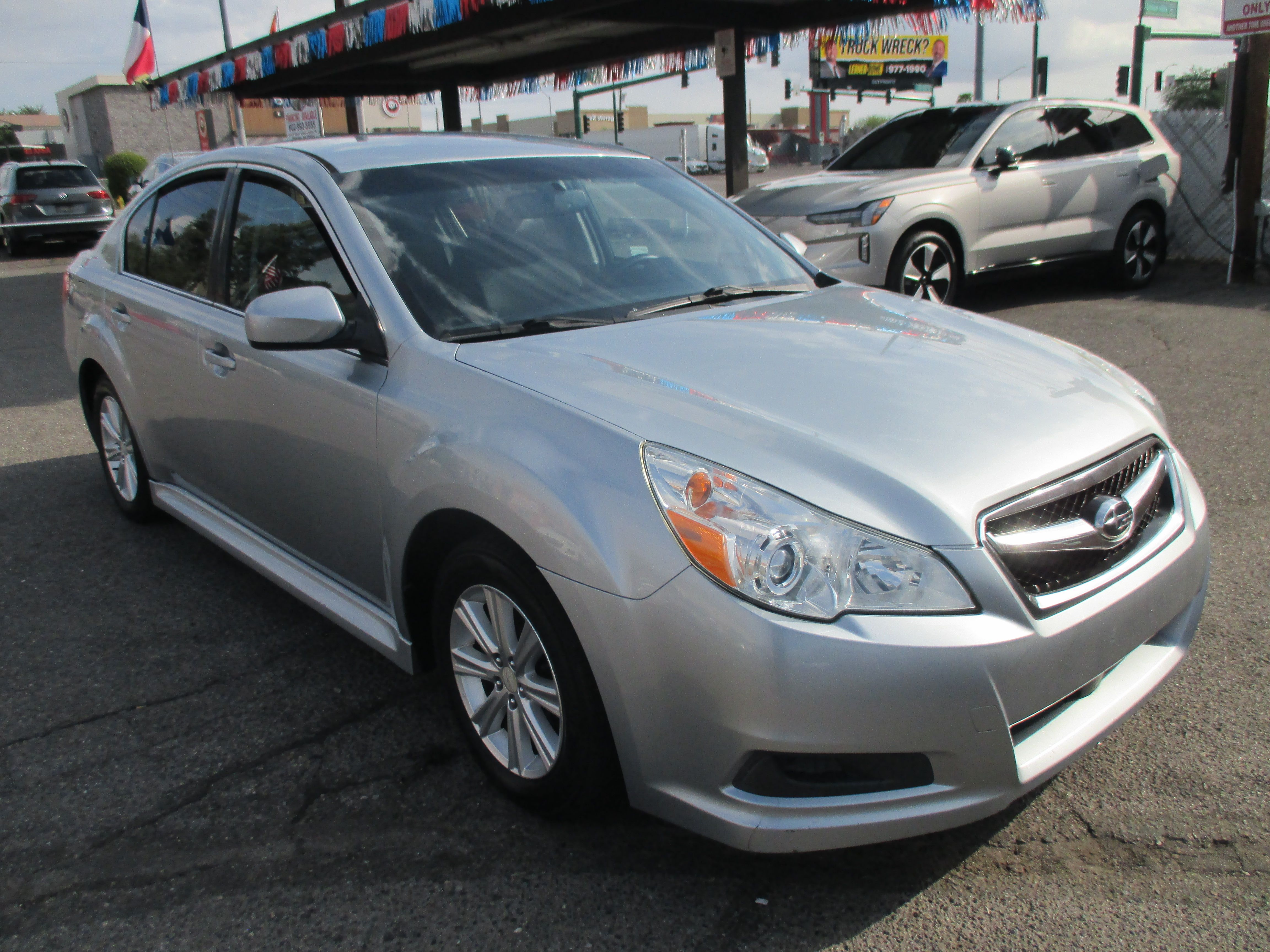 Used 2012 Subaru Legacy 2.5i Premium Sedan 4D AWD/4WD image 10
