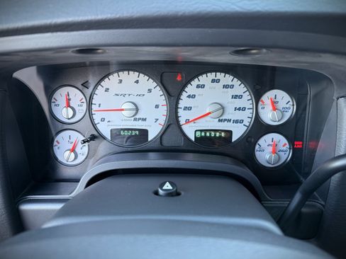 Used 2005 Dodge Ram SRT-10 SRT-10 image 33