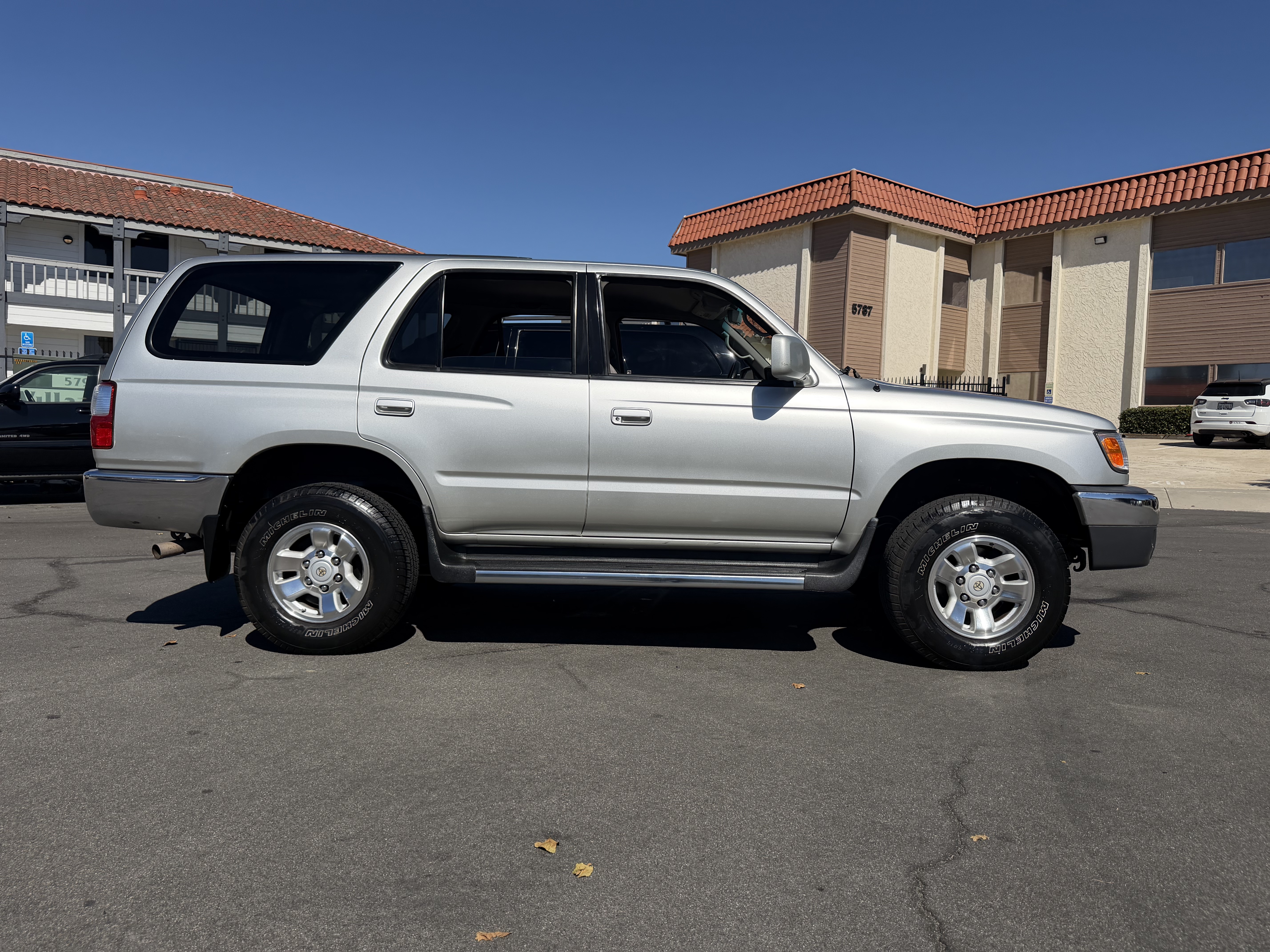 Used 2002 Toyota 4Runner 2WD SR5 image 17