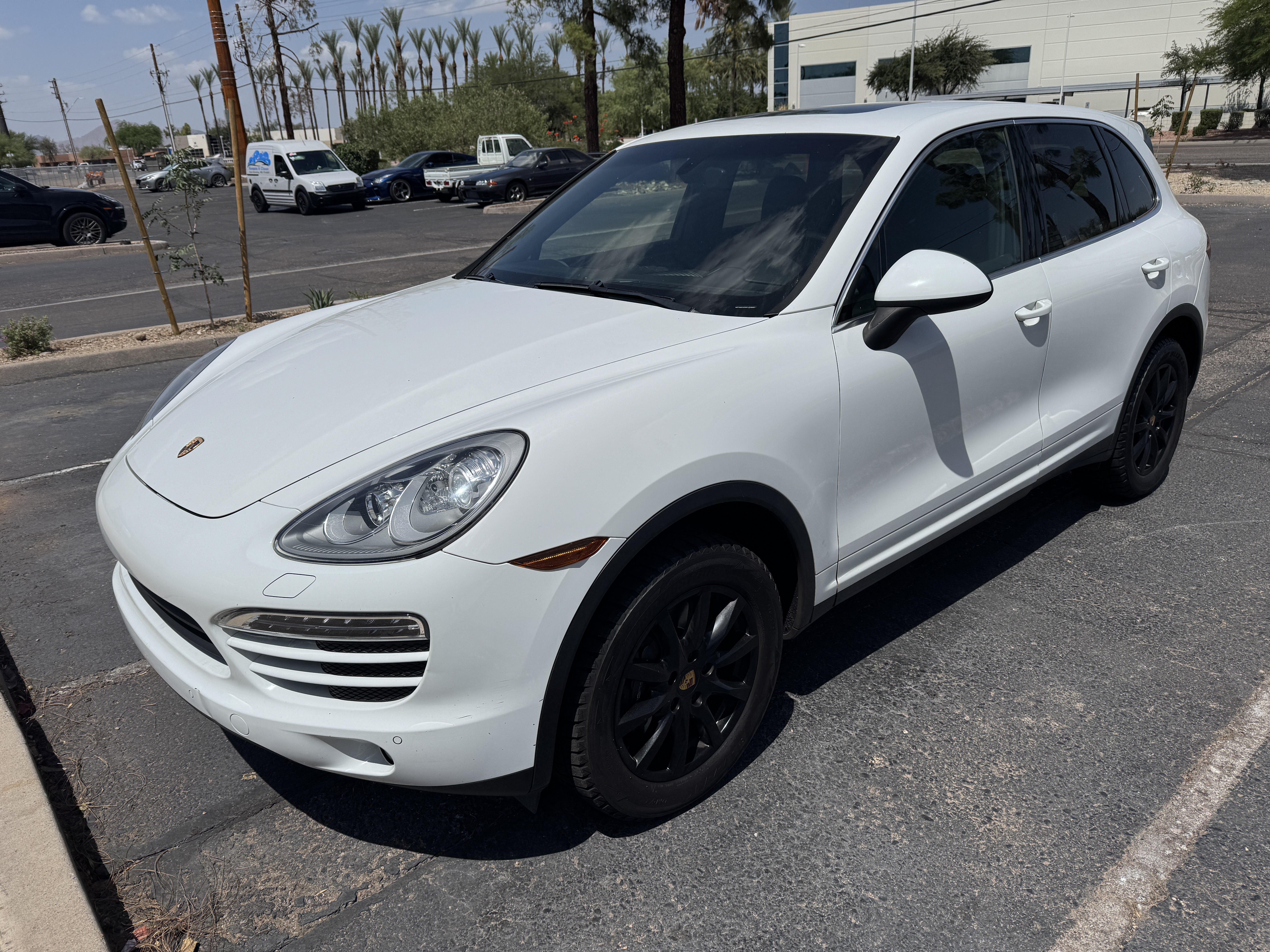Used 2014 Porsche Cayenne UNAVAIL AWD/4WD image 1