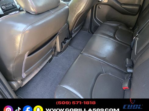 Used 2011 Nissan Frontier 4x4 Crew Cab image 14