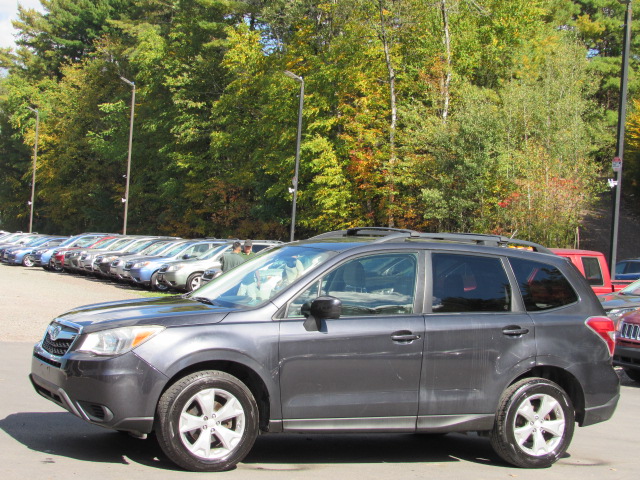Used 2014 Subaru Forester 2.5i Premium AWD/4WD image 3