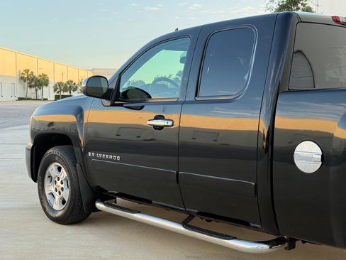 Used 2008 Chevrolet Silverado 1500 LT image 35