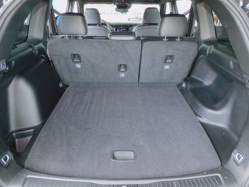 Used 2023 Jeep Grand Cherokee 4WD Laredo image 21