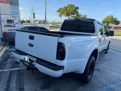 Used 2003 Ford F350 XL image 9