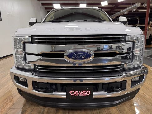 Used 2019 Ford F250 Lariat w/ Lariat Value Package image 2