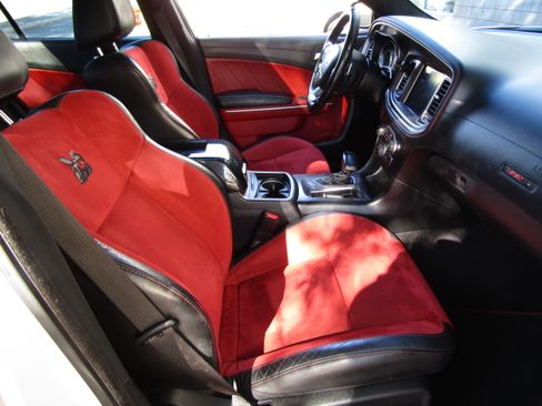 Used 2020 Dodge Charger Scat Pack image 13