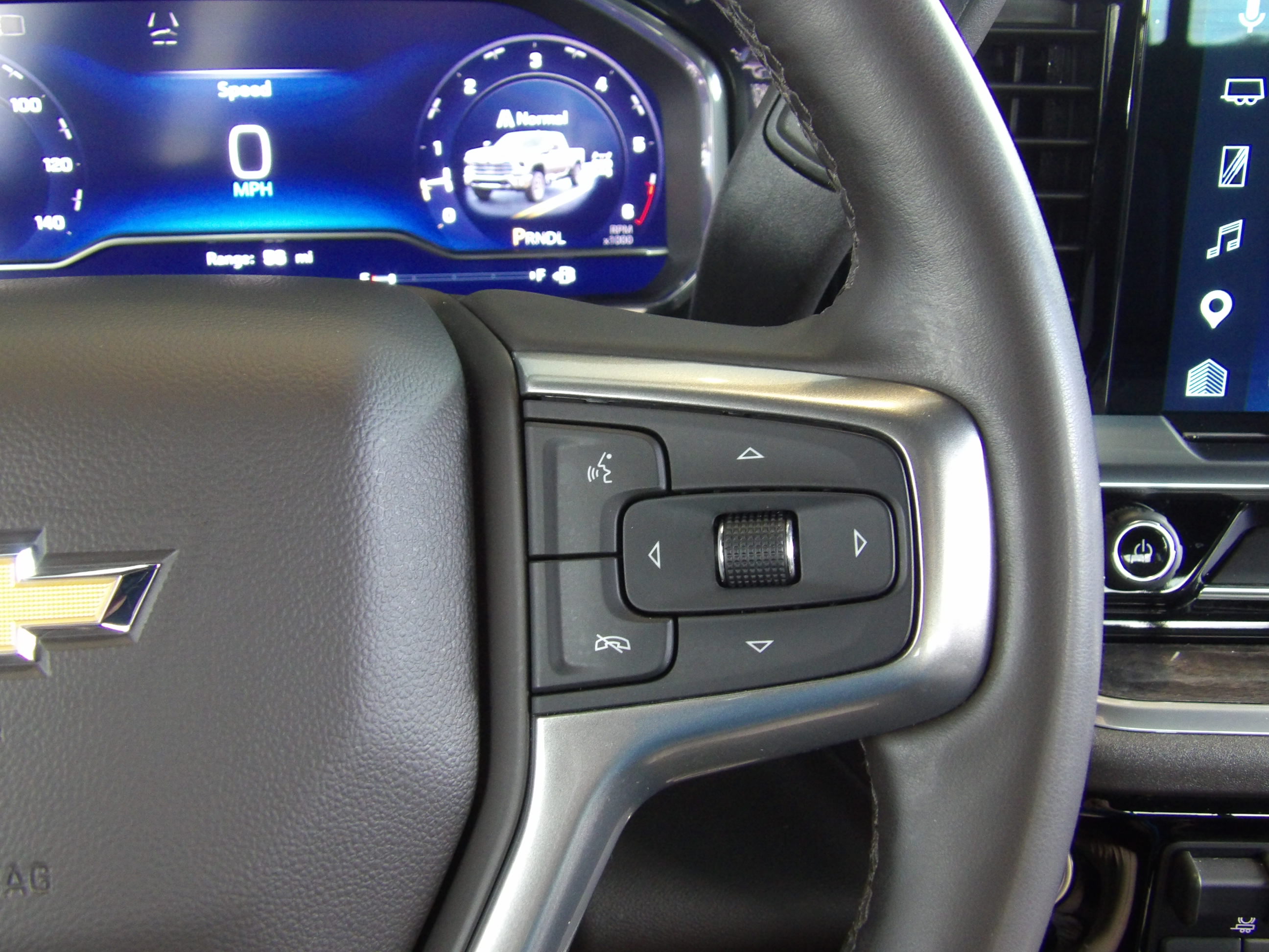 Used 2025 Chevrolet Silverado 3500 4x4 Crew Cab LTZ image 35