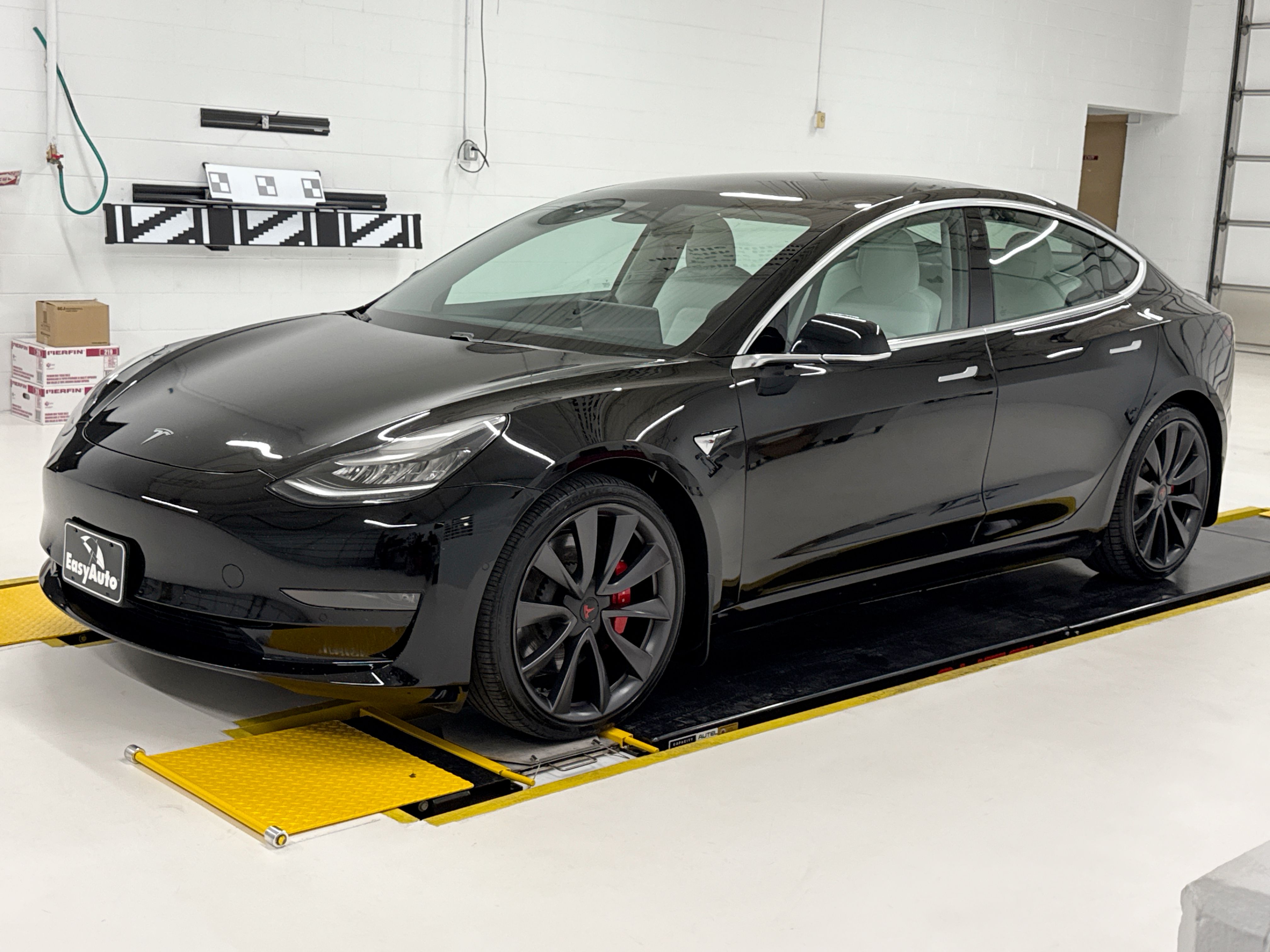 Used 2020 Tesla Model 3 Performance AWD/4WD image 1