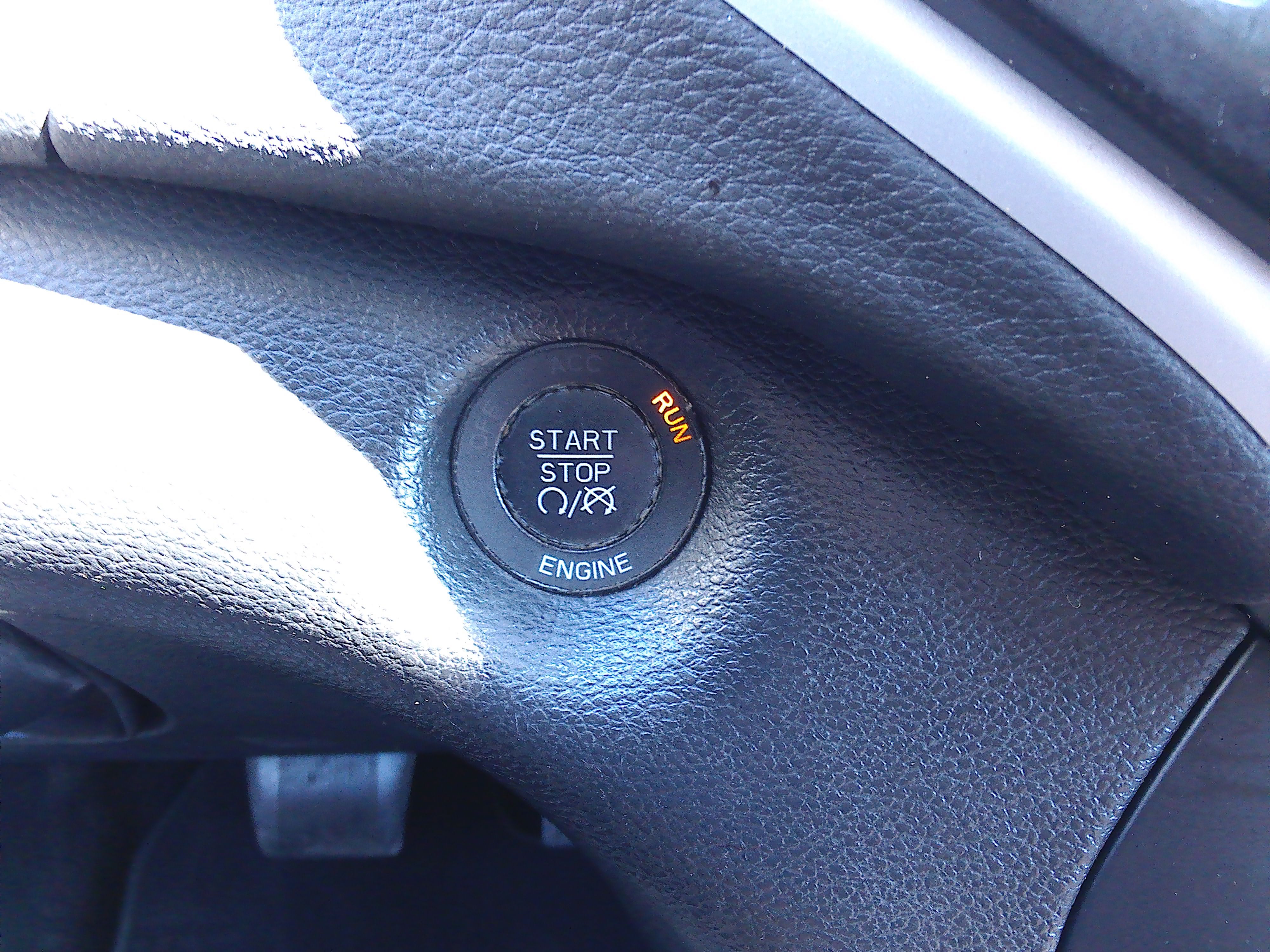 Used 2014 Jeep Cherokee Limited FWD image 31