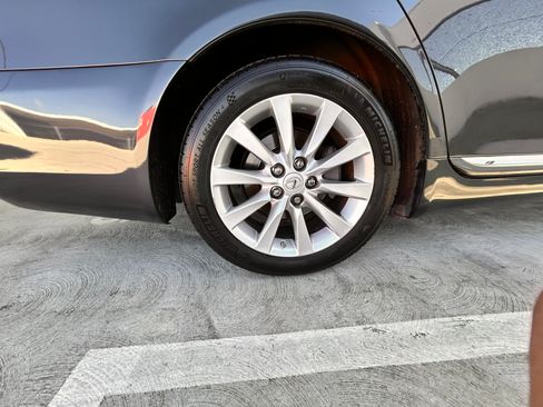 Used 2010 Lexus LS 460 Luxury image 34