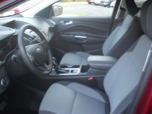 Used 2018 Ford Escape SE Sport image 7