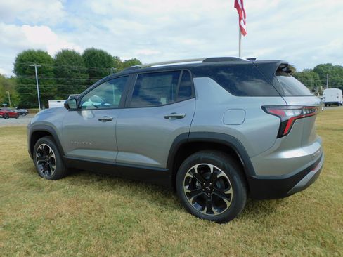 New 2026 Chevrolet Equinox LT image 15