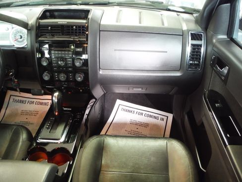 Used 2011 Ford Escape 2WD Limited image 13