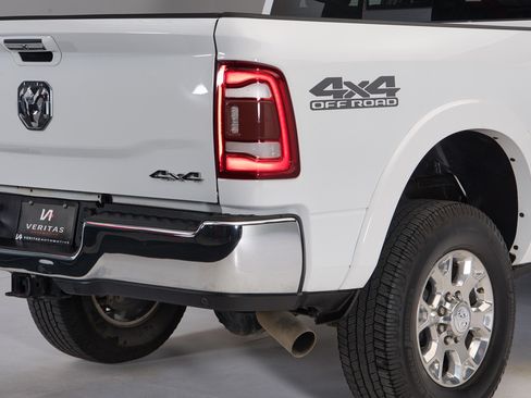 Used 2020 RAM 2500 4x4 Crew Cab Laramie image 15