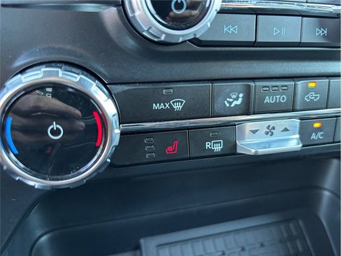 Used 2024 Ford F150 XLT image 36