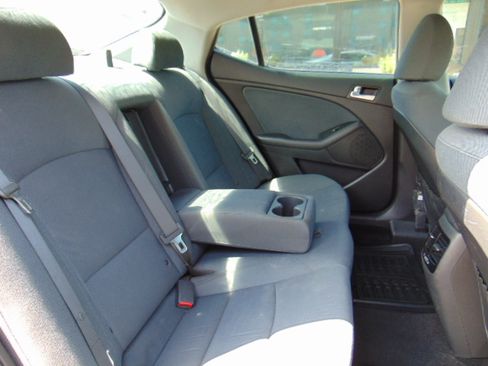 Used 2015 Kia Optima LX image 23