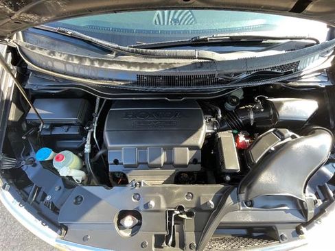 Used 2012 Honda Odyssey EX image 17