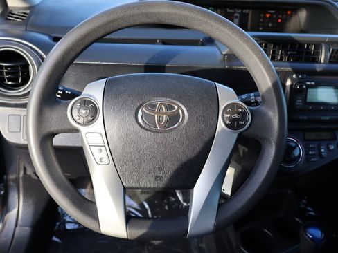 Used 2013 Toyota Prius C One image 19
