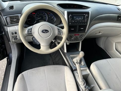 Used 2013 Subaru Forester 2.5X image 12