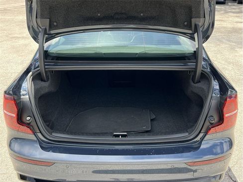 Used 2024 Volvo S60 B5 Core image 54