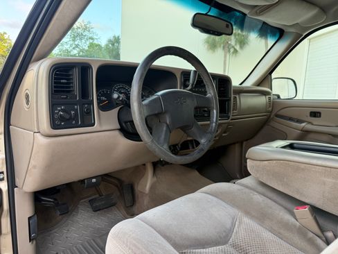 Used 2004 Chevrolet Silverado 2500 LS RWD image 73