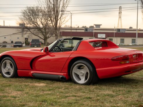 Used 1994 Dodge Viper RT/10 image 27
