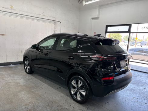 Used 2022 Chevrolet Bolt EUV LT FWD image 5