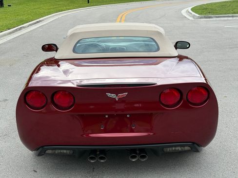 Used 2006 Chevrolet Corvette Convertible RWD image 50