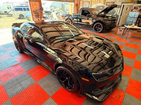 Used 2015 Chevrolet Camaro Z/28 image 10