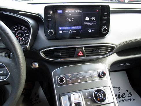 Used 2022 Hyundai Santa Fe SEL image 19