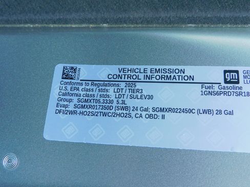 Used 2025 Chevrolet Tahoe Z71 image 39