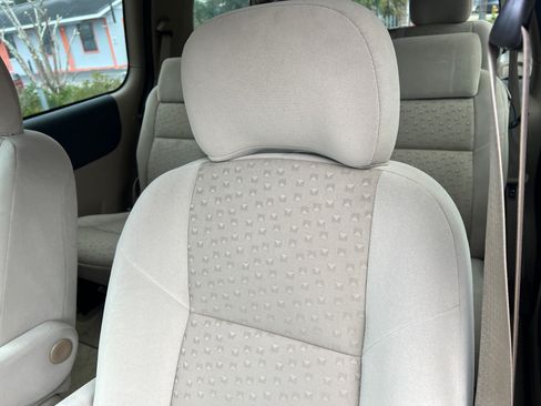 Used 2007 Chevrolet Uplander LS image 10