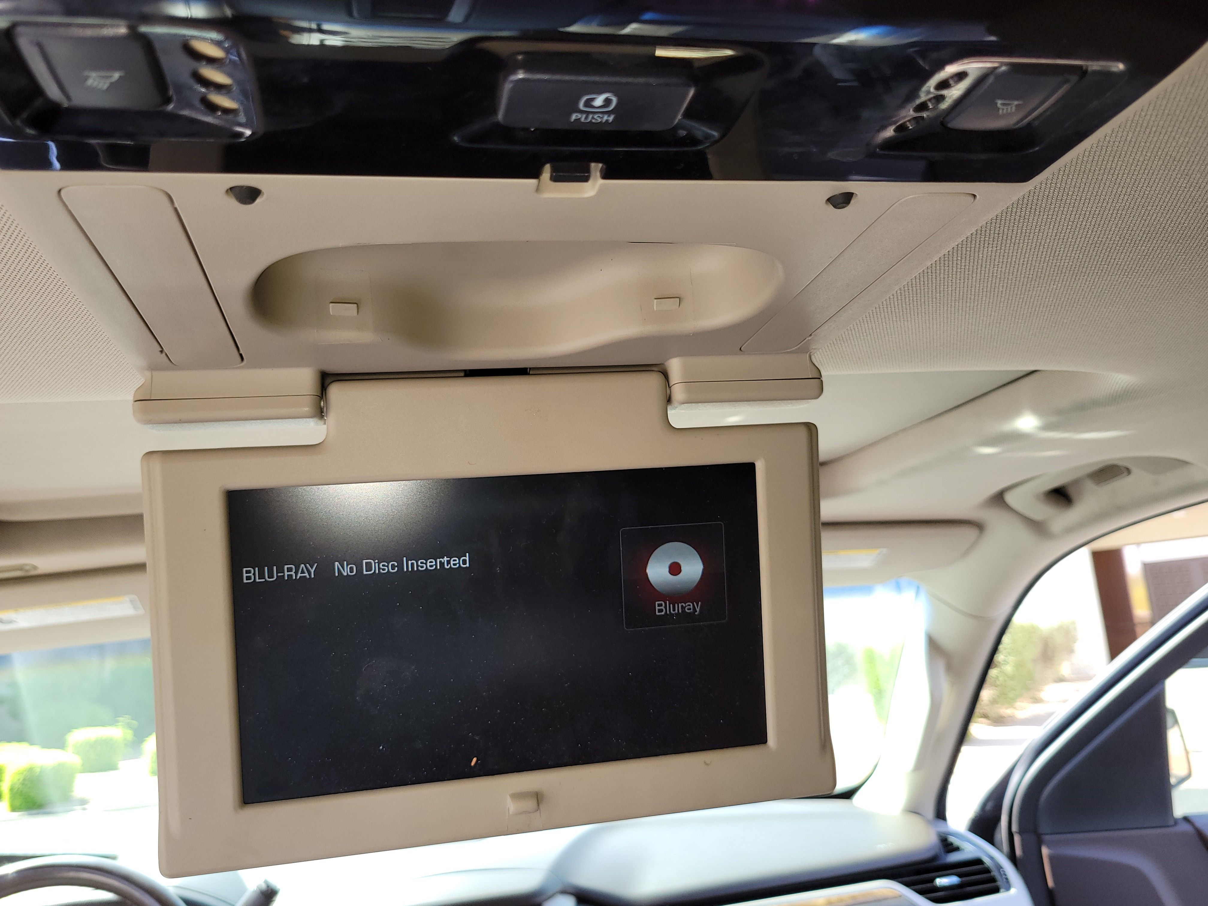Used 2015 GMC Yukon Denali Ultimate AWD/4WD image 13