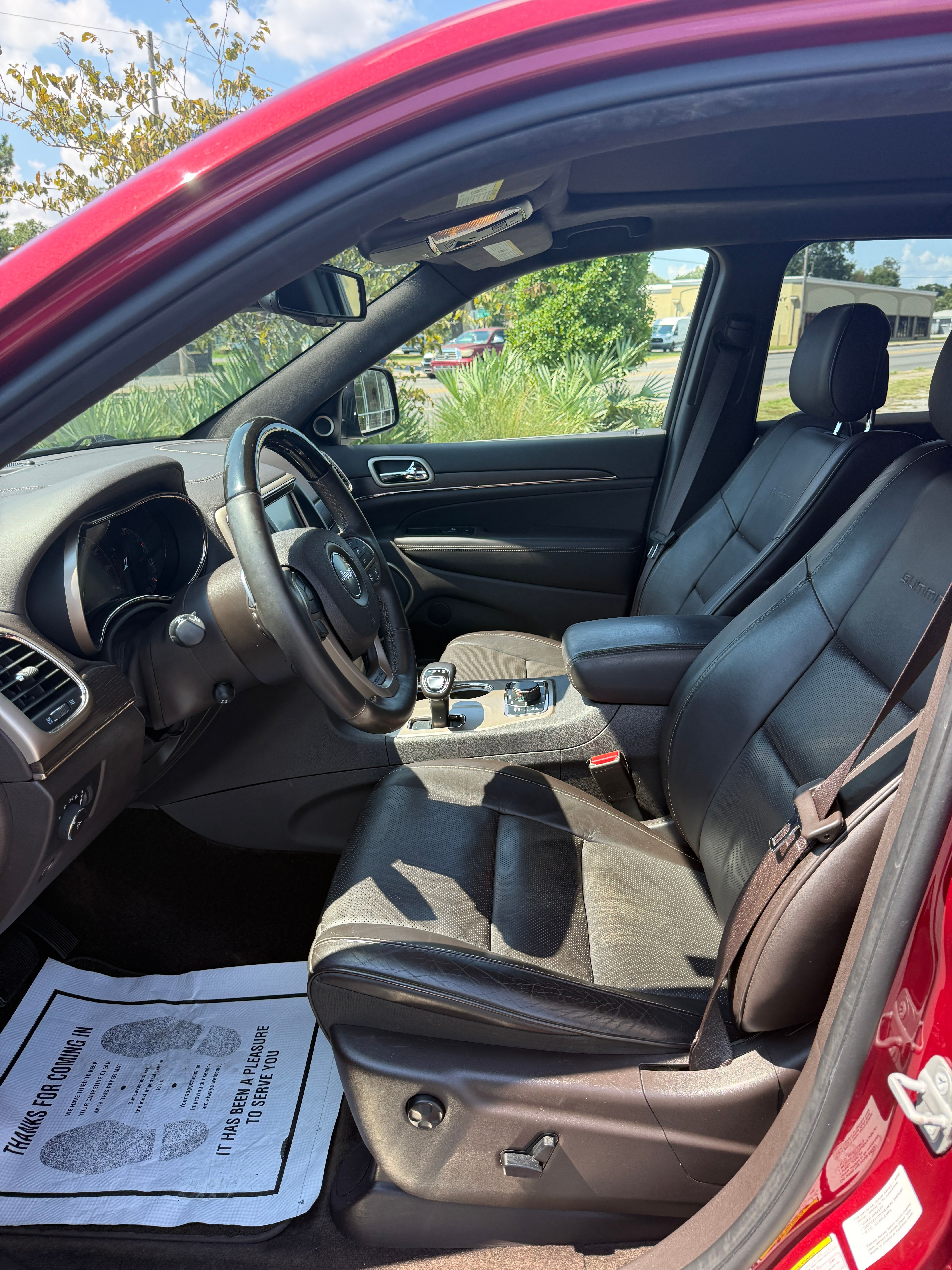 Used 2014 Jeep Grand Cherokee 4WD Summit image 7