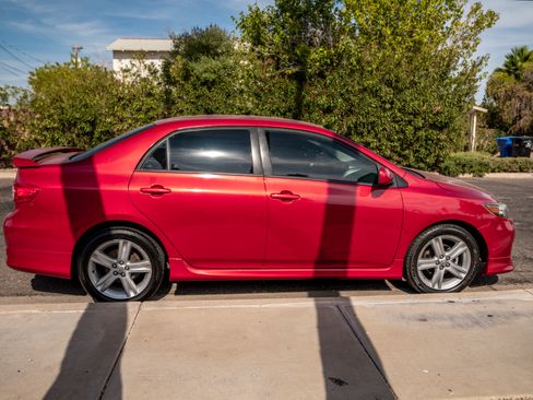 Used 2013 Toyota Corolla LE image 6