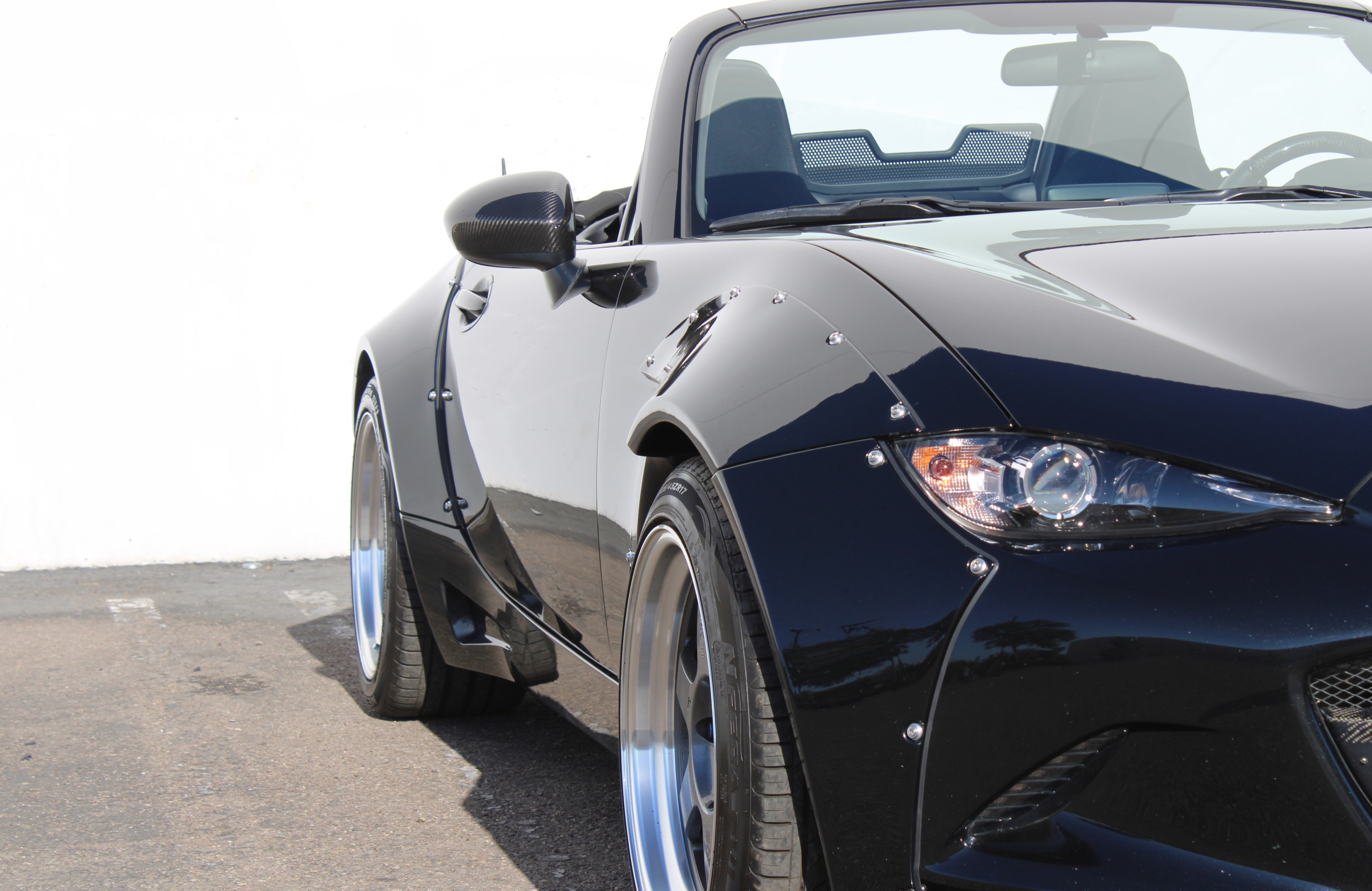 Used 2016 MAZDA MX-5 Miata Club RWD image 16