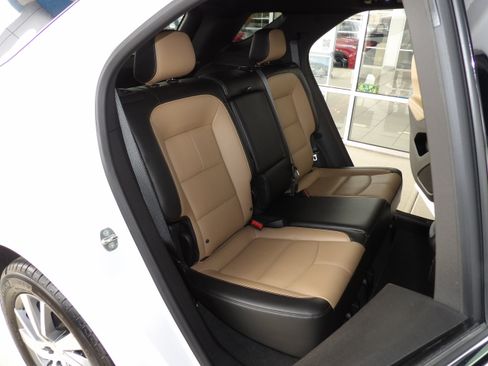 Certified 2024 Chevrolet Equinox Premier image 23