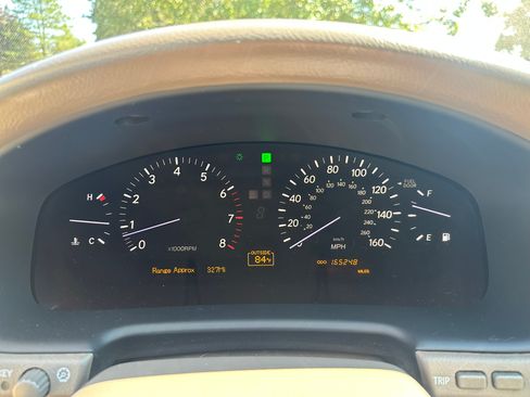 Used 2005 Lexus LS 430 image 25