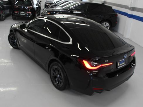 Used 2025 BMW i4 eDrive40 RWD image 13