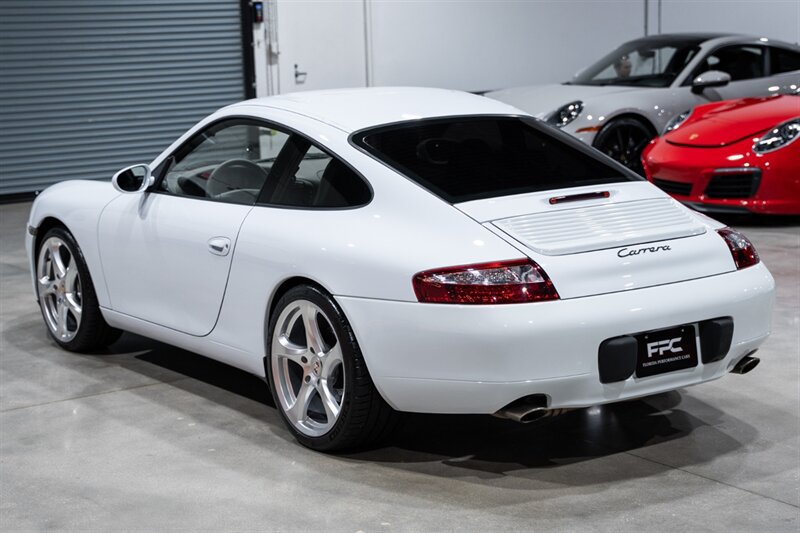 Used 1999 Porsche 911 Carrera 4 AWD/4WD image 4