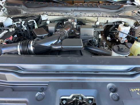 Used 2020 Ford F250 XLT image 21