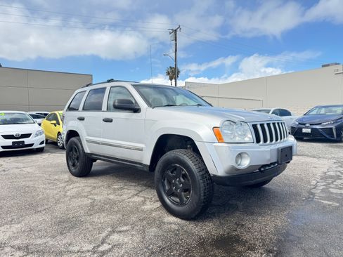 Used 2005 Jeep Grand Cherokee Laredo image 10