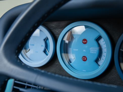 Used 1987 Porsche 911 Carrera Coupe RWD image 90