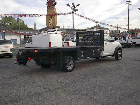 Used 2017 RAM 5500 Tradesman image 4
