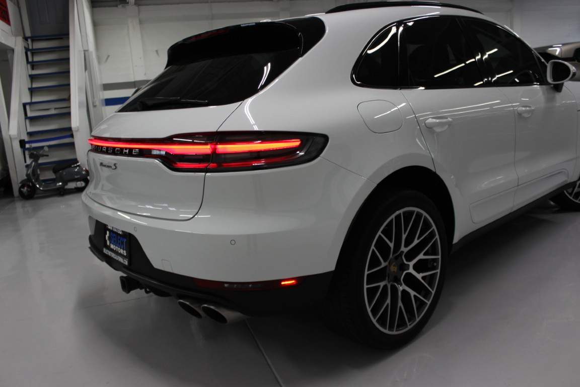 Used 2020 Porsche Macan S AWD/4WD image 3